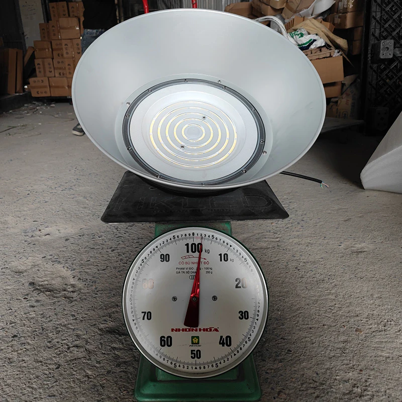 den led nha xuong ufo x03 nguon tron choa cong suat 150w chipled smd dx03s150 7.webp den led nha xuong ufo x03 nguon tron choa cong suat 150w chipled smd dx03s150 7.webp