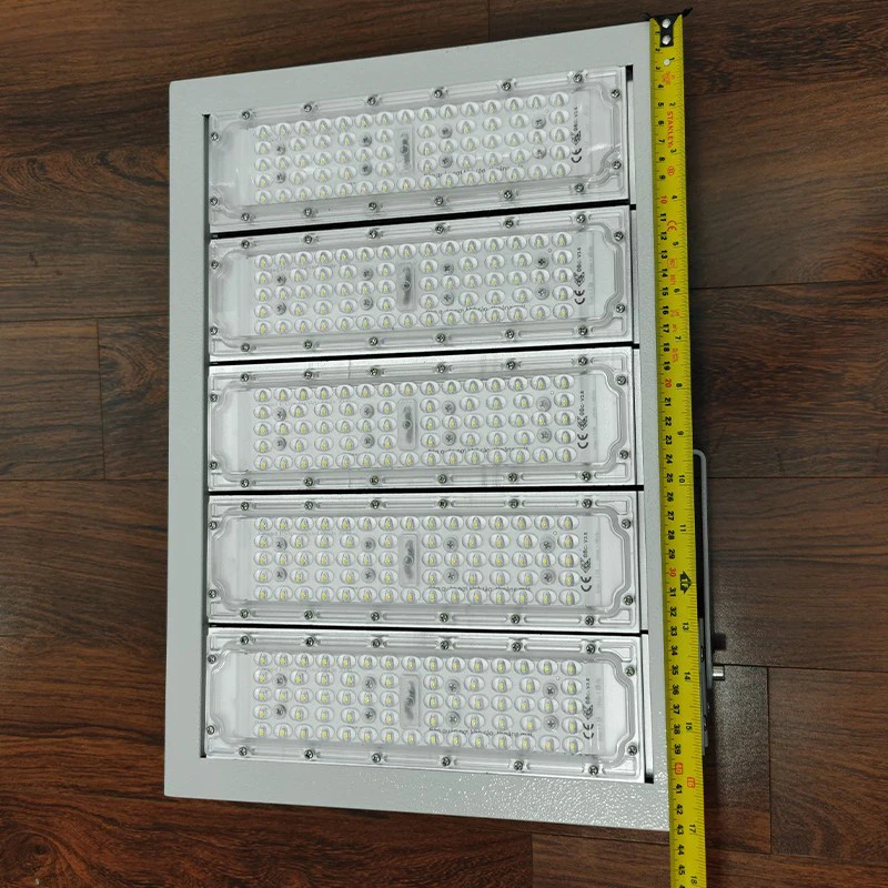 den led pha ngoai troi p02 module smd cong suat 250w dp02s250 6.webp den led pha ngoai troi p02 module smd cong suat 250w dp02s250 6.webp