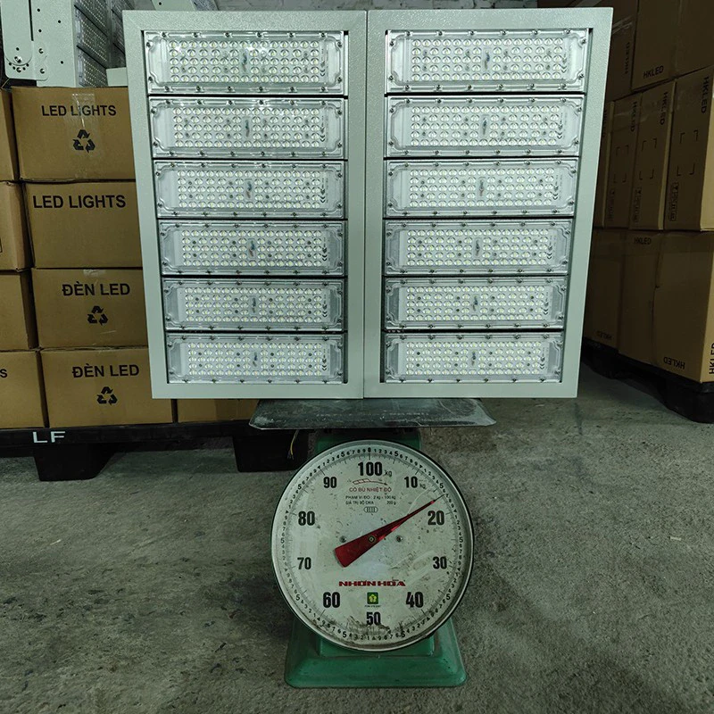 den led pha ngoai troi p02 module smd cong suat 600w dp02s600 8.webp den led pha ngoai troi p02 module smd cong suat 600w dp02s600 8.webp